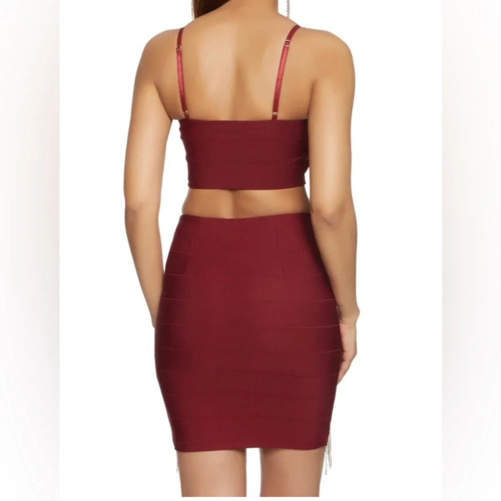 Burgundy Rhinestone Set - Picture 2 of 2